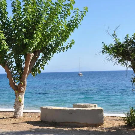 Spyros Villa *