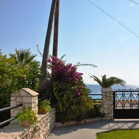 Villa Spyros Poros (Kefalonia)